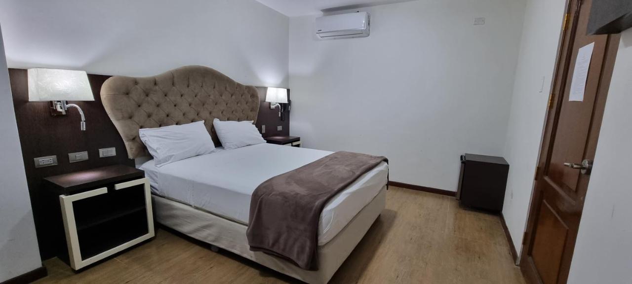 Hotel Imperio Real Трухильо Екстериор снимка